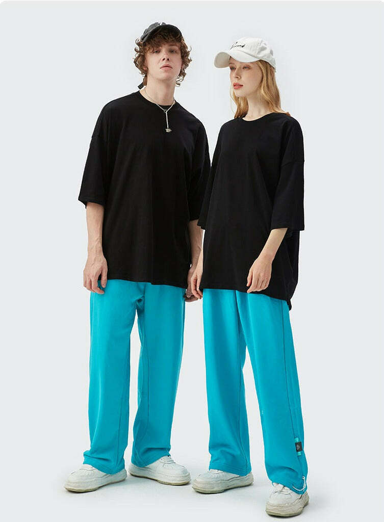 Coquette Aesthetic Oversized Tee: Y2K Fashion with Grunge & Pastel Goth Vibes