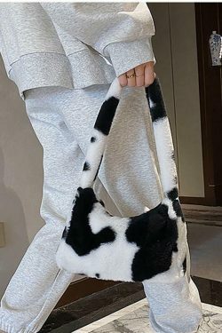 Coquette Aesthetic Plush Shoulder Bag - Y2K Fashion Statement with Grunge and Pastel Goth Vibes