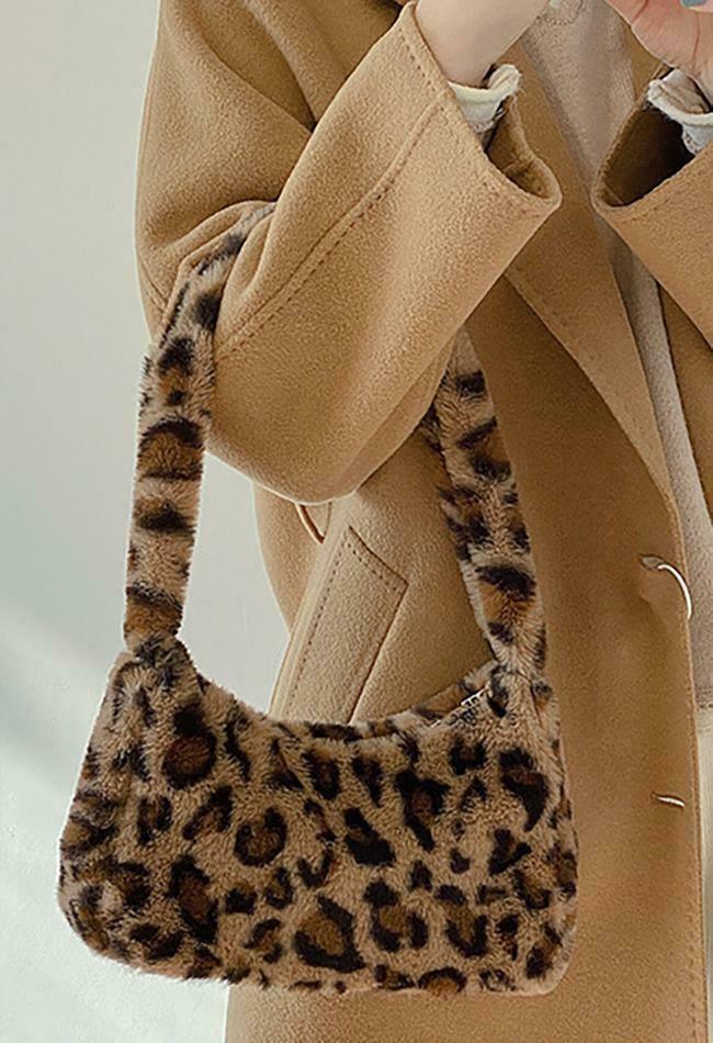 Coquette Aesthetic Plush Shoulder Bag - Y2K Fashion Statement with Grunge and Pastel Goth Vibes Coquette Aesthetic Plush Shoulder Bag - Y2K Fashion Statement with Grunge and Pastel Goth Vibes