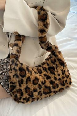 Coquette Aesthetic Plush Shoulder Bag - Y2K Fashion Statement with Grunge and Pastel Goth Vibes