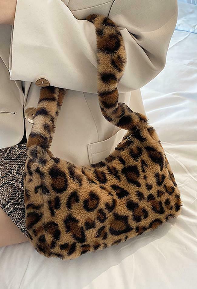 Coquette Aesthetic Plush Shoulder Bag - Y2K Fashion Statement with Grunge and Pastel Goth Vibes Coquette Aesthetic Plush Shoulder Bag - Y2K Fashion Statement with Grunge and Pastel Goth Vibes