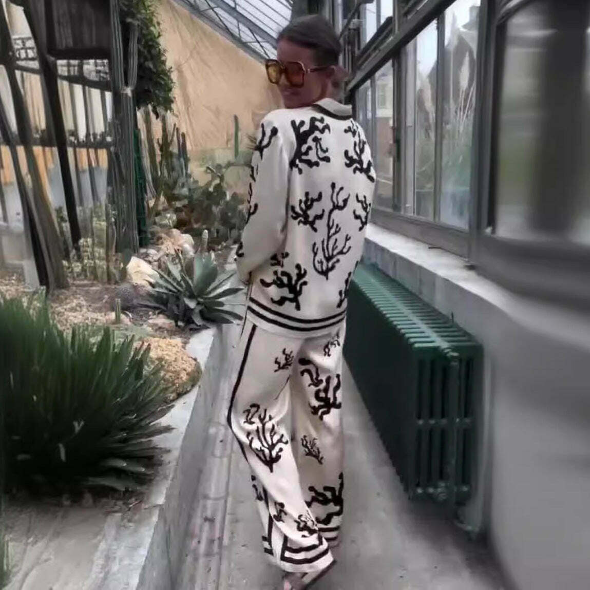 Coquette Aesthetic Printed Set: Y2K Fashion with Grunge Style, Cute Tops & Cargo Skirt Coquette Aesthetic Printed Set: Y2K Fashion with Grunge Style, Cute Tops & Cargo Skirt