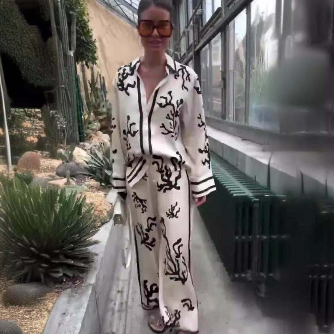 Coquette Aesthetic Printed Set: Y2K Fashion with Grunge Style, Cute Tops & Cargo Skirt Coquette Aesthetic Printed Set: Y2K Fashion with Grunge Style, Cute Tops & Cargo Skirt