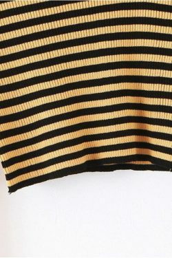 Coquette Aesthetic Ribbed Crop Knit Sweater - Y2K Fashion Statement Piece