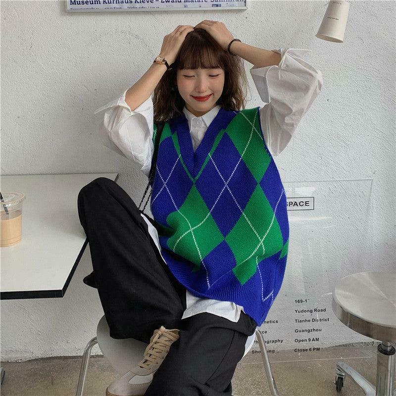 Coquette Aesthetic Runaway Oversized Sweater Vest in Y2K Fashion Style Coquette Aesthetic Runaway Oversized Sweater Vest in Y2K Fashion Style