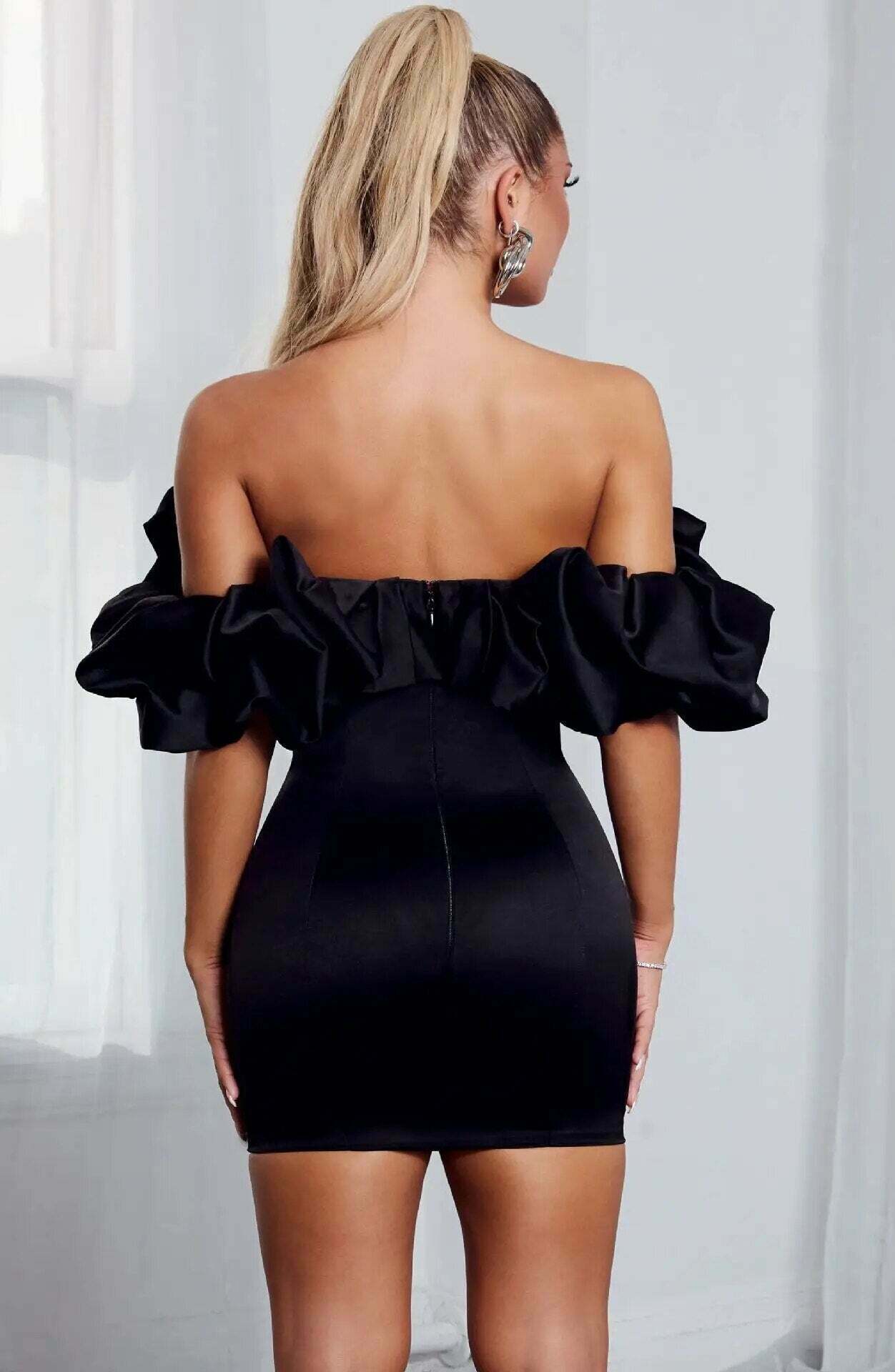 Coquette Aesthetic Sasha's Elegant Neckline Dress - Y2K Fashion Statement Piece