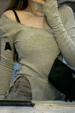 Coquette Aesthetic Solid Color Fungus Trim Long Sleeve Knit Top