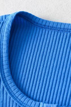 Coquette Aesthetic Solid Color Knit Top with Curved Hem