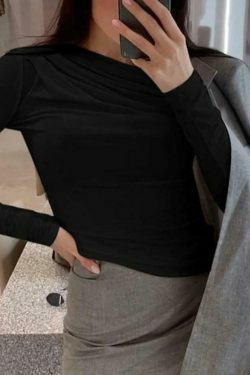 Coquette Aesthetic Solid Color Pleating Slim Long Sleeve Tee - Y2K Fashion Women's Top