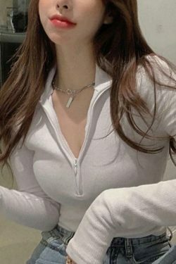 Coquette Aesthetic Solid Half Zip Slim Knit: Y2K Fashion Women's Long Sleeve Top
