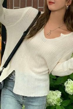 Coquette Aesthetic Solid V-Neck Slit Thin Long Sleeve Knit Sweater