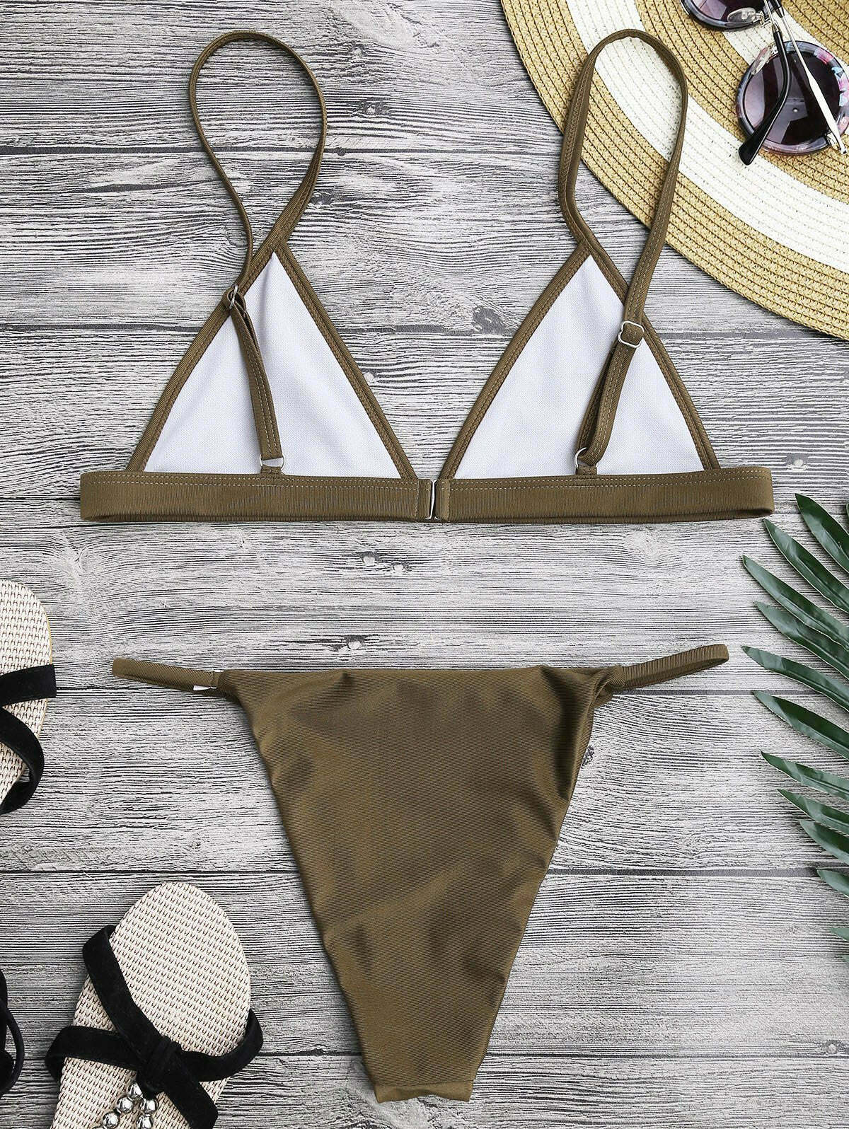 Coquette Aesthetic Spaghetti Strap Bikini Set with Plunging Neckline Coquette Aesthetic Spaghetti Strap Bikini Set with Plunging Neckline