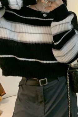 Coquette Aesthetic Stripe Splice Short Sweater - Y2K Fashion Women's Clothing