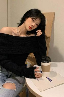 Coquette Aesthetic Urban Utopia Slash Neck Pullover