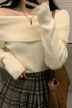 Coquette Aesthetic Urban Utopia Slash Neck Pullover