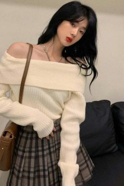 Coquette Aesthetic Urban Utopia Slash Neck Pullover