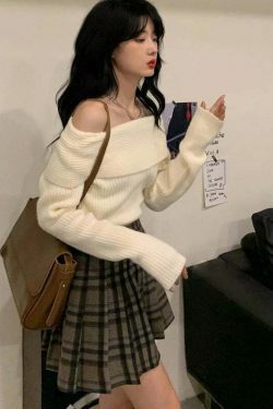 Coquette Aesthetic Urban Utopia Slash Neck Pullover