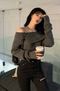 Coquette Aesthetic Urban Utopia Slash Neck Pullover