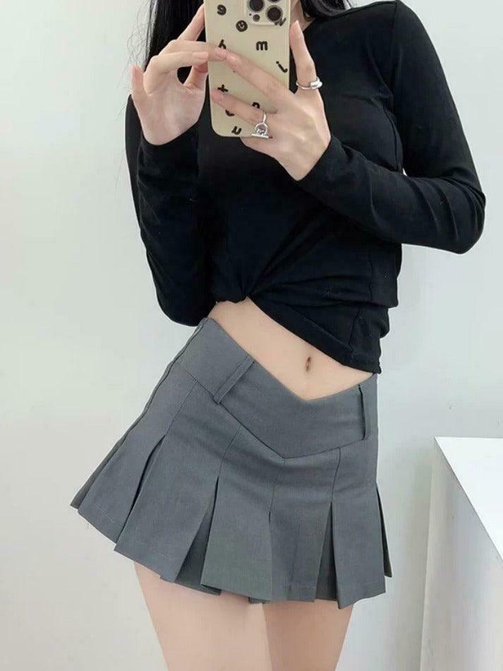 Coquette Aesthetic V-Cut Pleated Micro Mini Skirt Coquette Aesthetic V-Cut Pleated Micro Mini Skirt