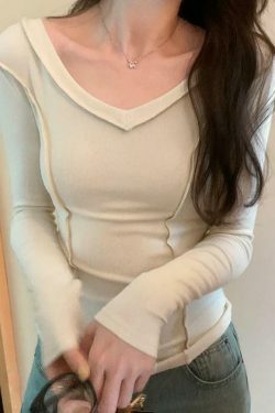 Coquette Aesthetic V-Neck Knit Top: Y2K Fashion, Grunge & Pastel Goth Vibes