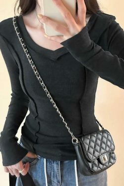 Coquette Aesthetic V-Neck Knit Top: Y2K Fashion, Grunge & Pastel Goth Vibes