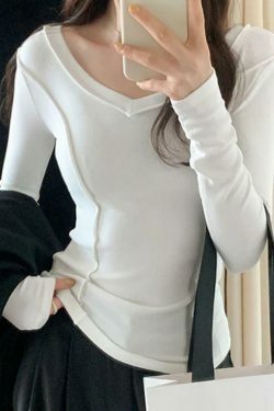 Coquette Aesthetic V-Neck Knit Top: Y2K Fashion, Grunge & Pastel Goth Vibes