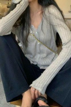Coquette Aesthetic V-Neck Ribbed Thin Long Sleeve Knit Sweater