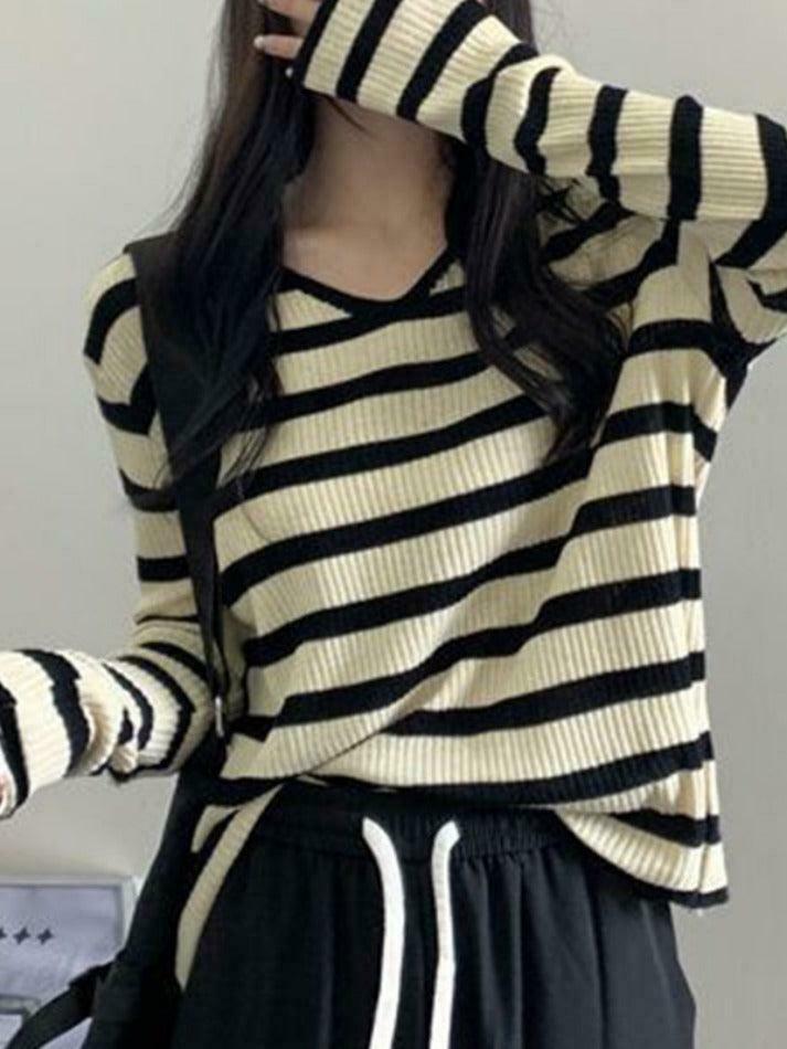 Coquette Aesthetic V-Neck Stripe Knit Sweater - Y2K Fashion Women's Clothing Coquette Aesthetic V-Neck Stripe Knit Sweater - Y2K Fashion Women's Clothing