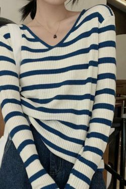 Coquette Aesthetic V-Neck Stripe Knit Sweater - Y2K Fashion Women's Clothing