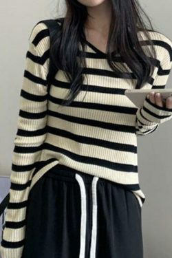 Coquette Aesthetic V-Neck Stripe Knit Sweater - Y2K Fashion Women's Clothing