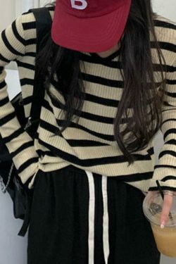 Coquette Aesthetic V-Neck Stripe Knit Sweater - Y2K Fashion Women's Clothing