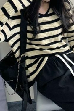Coquette Aesthetic V-Neck Stripe Knit Sweater - Y2K Fashion Women's Clothing