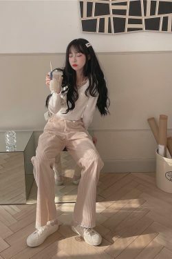 Coquette Aesthetic Vintage T-Shirt with Y2K Style and Grunge Vibes