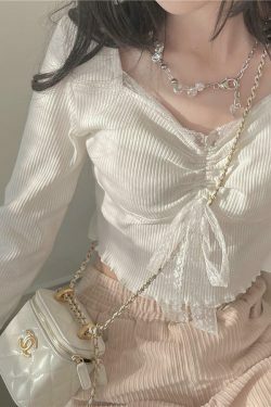 Coquette Aesthetic Vintage T-Shirt with Y2K Style and Grunge Vibes