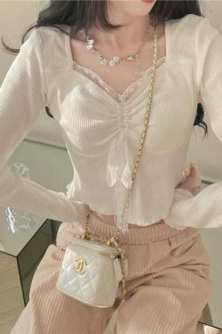 Coquette Aesthetic Vintage T-Shirt with Y2K Style and Grunge Vibes