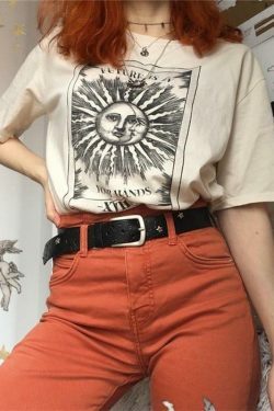 Cosmic Aesthetic T-shirt: Y2K Fashion with Coquette and Grunge Style