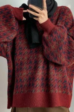 Cozy Houndstooth Crew Neck Knit Sweater for Y2K Fashion Enthusiasts