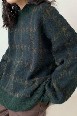 Cozy Houndstooth Crew Neck Knit Sweater for Y2K Fashion Enthusiasts