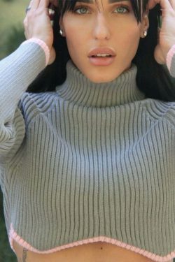 Cozy Knit Turtleneck Sweater for Women - Y2K Fashion with a Touch of Coquette Aesthetic