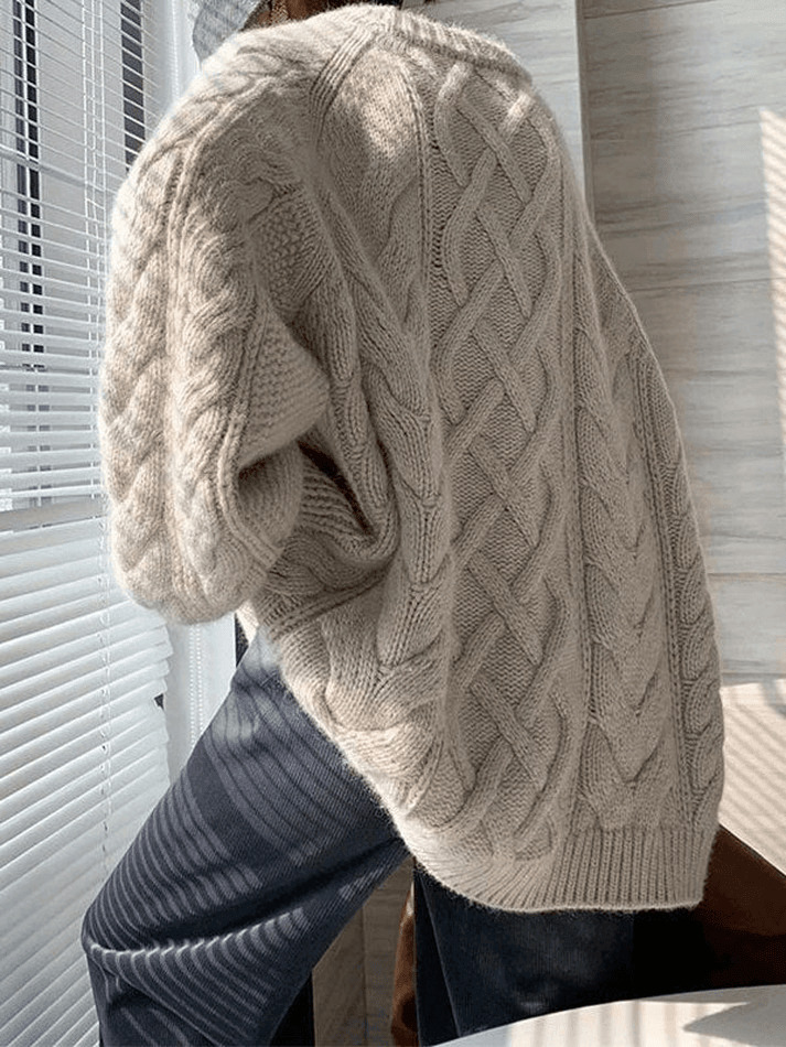 Cozy Oversized Cable Knit Sweater for Y2K Fashion Enthusiasts Cozy Oversized Cable Knit Sweater for Y2K Fashion Enthusiasts