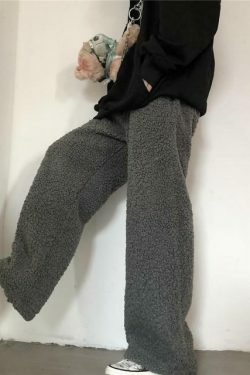 Cozy Sherpa Cargo Pants for Women - Y2K Fashion Aesthetic with a Grunge Twist