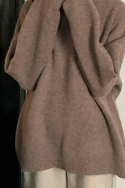 Cozy Solid Crew Neck Knit Sweater for Y2K Fashion with Grunge & Coquette Aesthetic