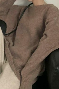 Cozy Solid Crew Neck Knit Sweater for Y2K Fashion with Grunge & Coquette Aesthetic