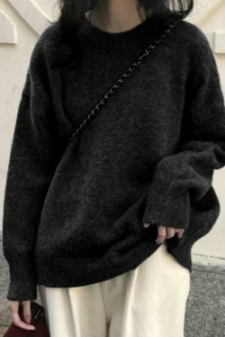 Cozy Solid Crew Neck Knit Sweater for Y2K Fashion with Grunge & Coquette Aesthetic