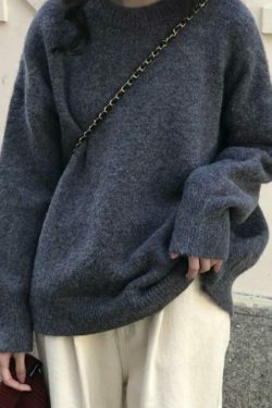 Cozy Solid Crew Neck Knit Sweater for Y2K Fashion with Grunge & Coquette Aesthetic