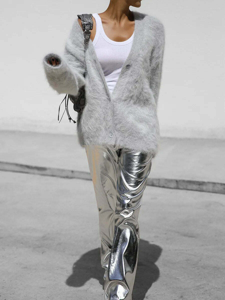 Cozy up in the Calista Cardi: Y2K Fashion for a Comfortable and Stylish Look Cozy up in the Calista Cardi: Y2K Fashion for a Comfortable and Stylish Look