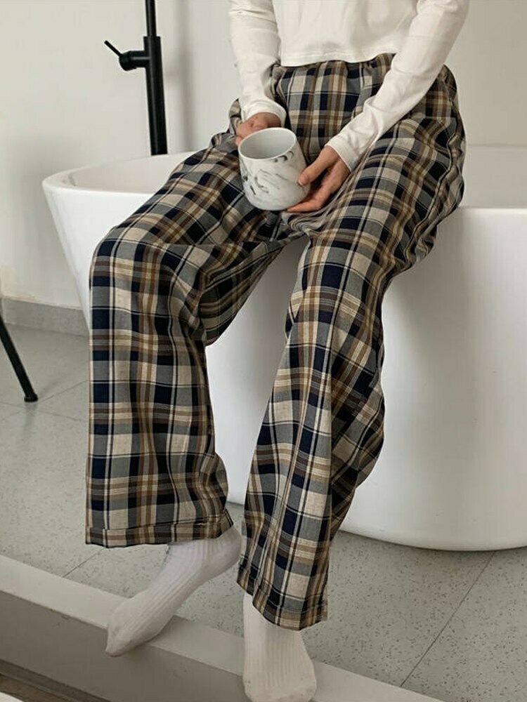 Cozy Up Plaid Cargo Skirt - Y2K Aesthetic Fashion for Women Cozy Up Plaid Cargo Skirt - Y2K Aesthetic Fashion for Women