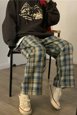 Cozy Up Plaid Cargo Skirt - Y2K Aesthetic Fashion for Women