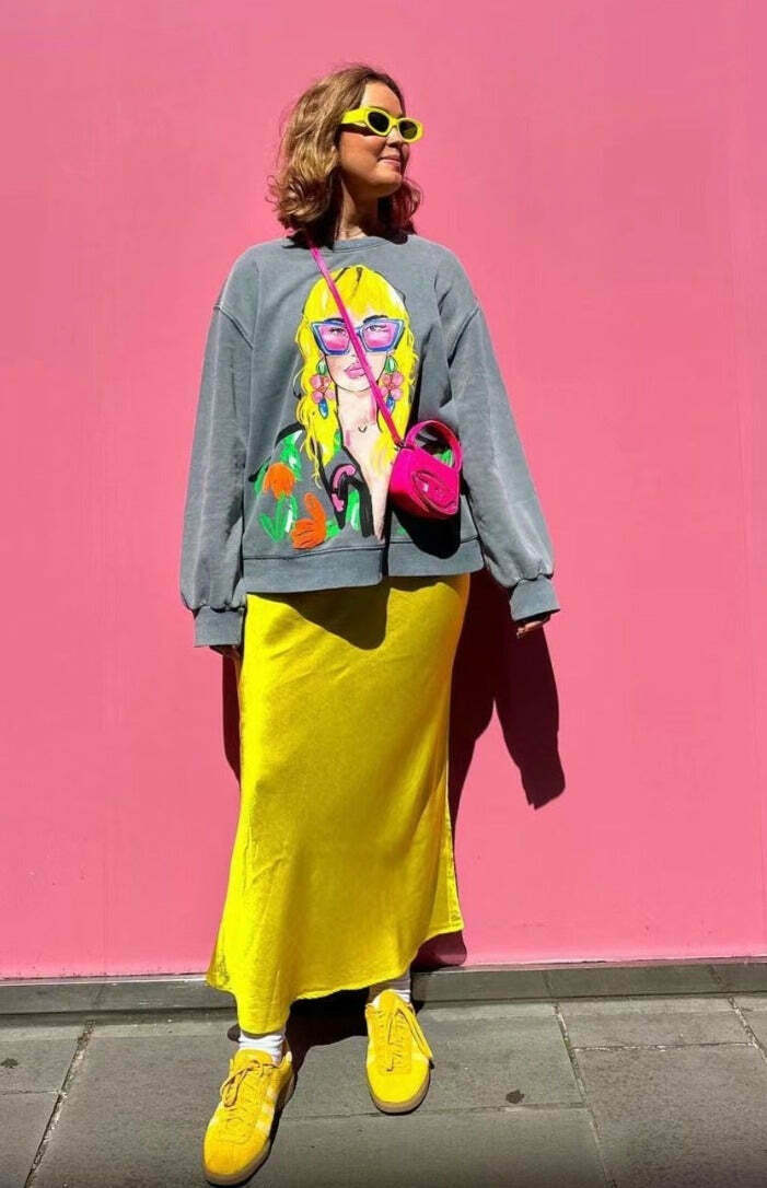 Cute Pastel Goth Cargo Skirt: Y2K Aesthetic Grunge Style Hoodie for Women Cute Pastel Goth Cargo Skirt: Y2K Aesthetic Grunge Style Hoodie for Women