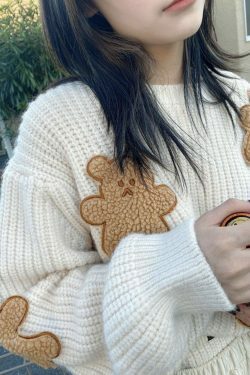 Dusty Bear Knit Pullover - Y2K Aesthetic with Grunge & Coquette Style